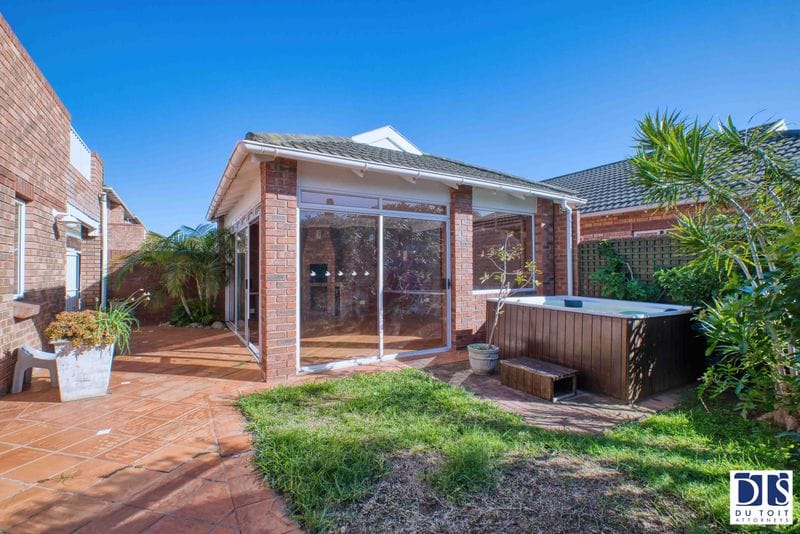 3 Bedroom Property for Sale in Summerstrand Eastern Cape